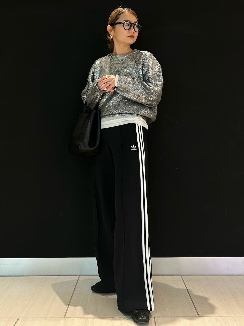 スリーストライプス ルーズ フレンチテリー ワイドレッグパンツの