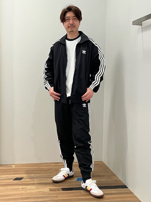 アディダス オリジナルスショップ ダイバーシティ東京 プラザOKさんの