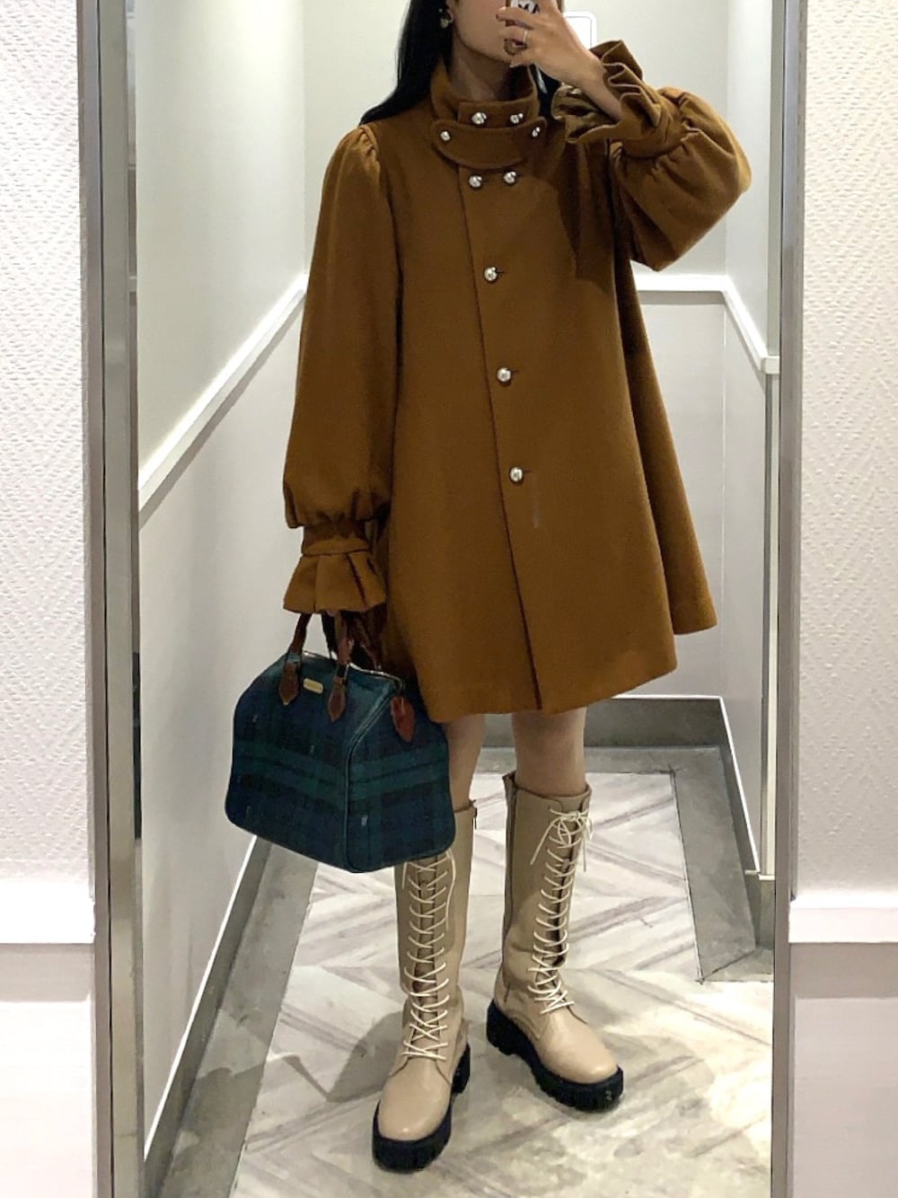 mici)スタンドカラーミドルコートを使った人気ファッション