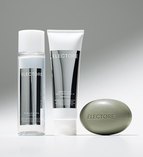 日本の美”をトータルに追求。「エレクトーレ」10秒ケアの習慣で若々