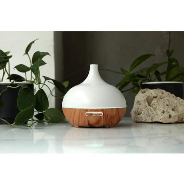 BLUZEN White/Wood Alpine Ultrasonic Diffuser Bundle (3x 5 mL Oil