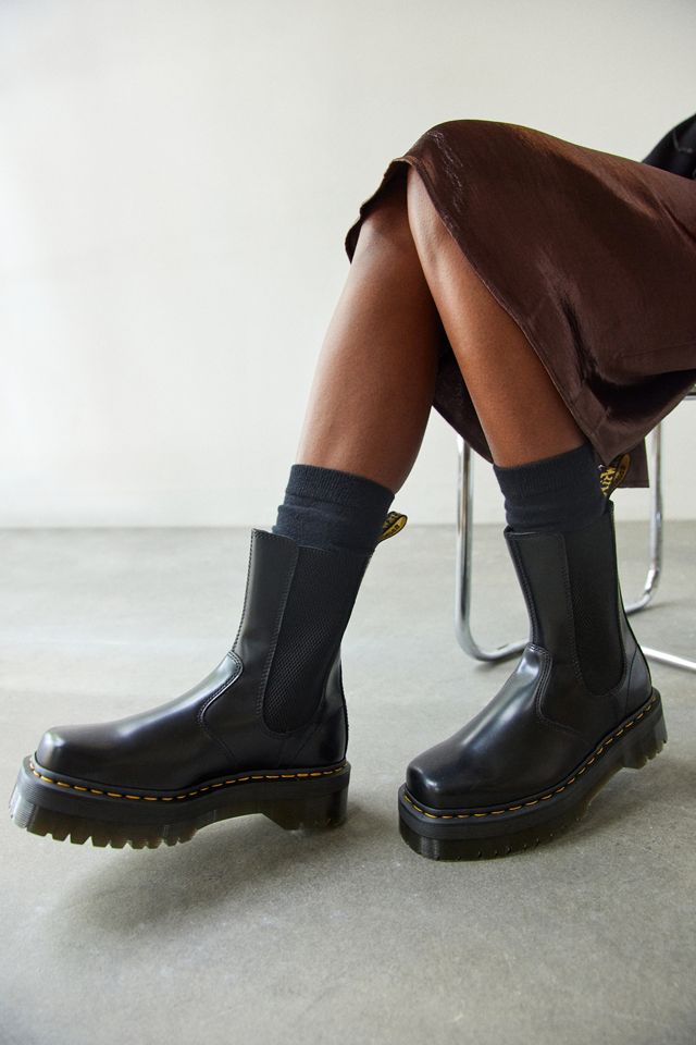 Dr. Martens 2976 Hi Quad Squared Platform Boot | Urban Outfitters