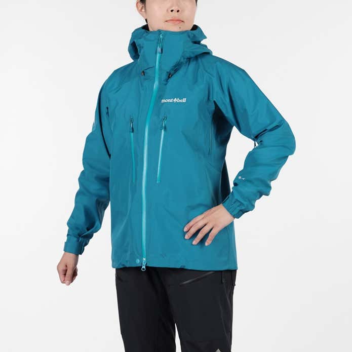 雪山登山で大活躍！モンベルのハードシェルは初めての雪山にも最適