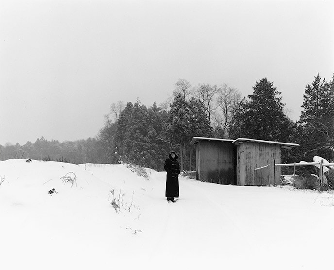 村越としやが写し撮った故郷「The Needle of Blood」展 | NEWS | IMA