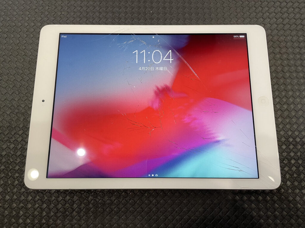 iPad Air ガラス割れ修理（ひたちなか市より郵送修理） - iPhone修理は