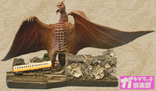 空の大怪獣福岡を襲撃! 特撮大百科EXラドン1956 | ガラダマっ子倶楽部