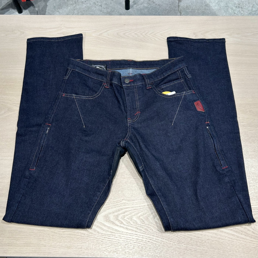 入荷情報】K-1366 エクスパンドコーデュラデニム〈大人気パンツ