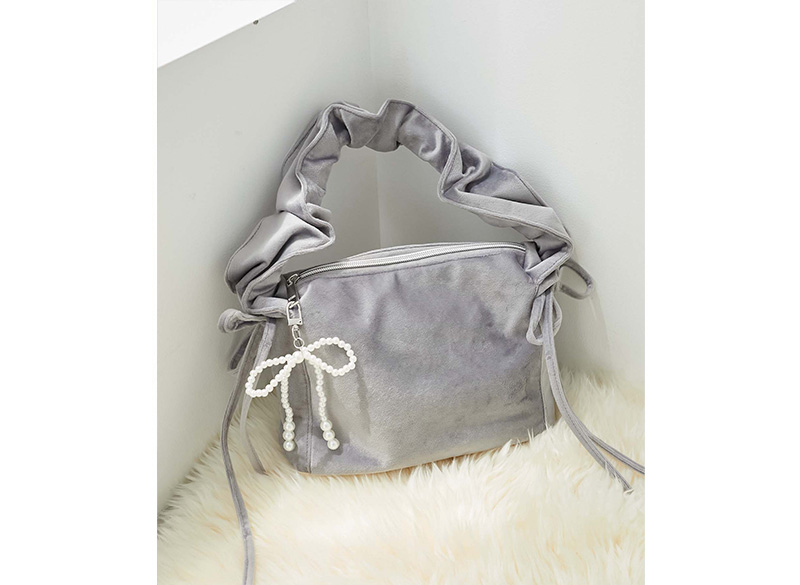 ノベルティフェア】お出かけにピッタリなショルダーバッグとチャーム