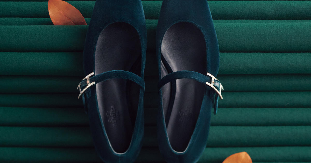 心くすぐる愛らしさ♡ エルメスのフラットバレエシューズ「ジェーン