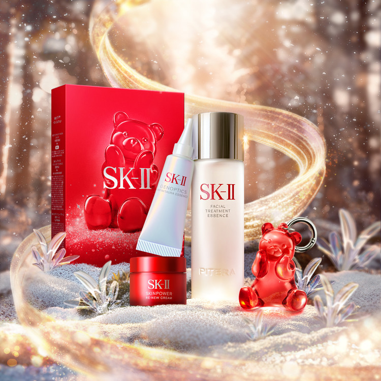 SK-II】ホリデーは可愛い“ぴてくま”と一緒！ スターアイテムだらけの