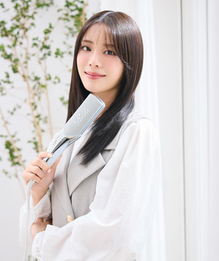 貴島明日香の好印象ツヤ髪の秘訣は？ 『リファ』の時短ヘアアイロンで