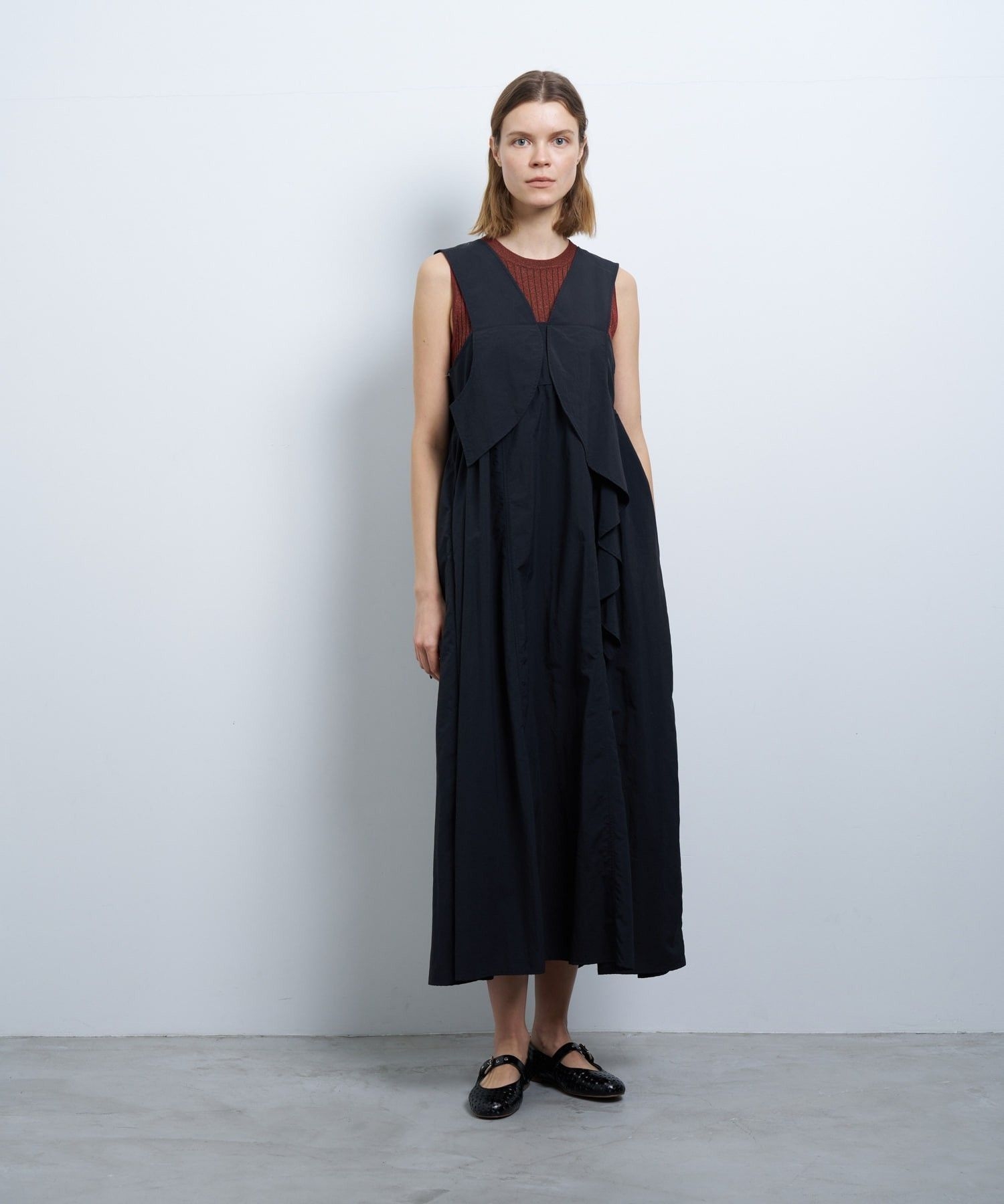 アシンメラッフルノースリーブワンピース|LANVIN en Bleu | レリアン