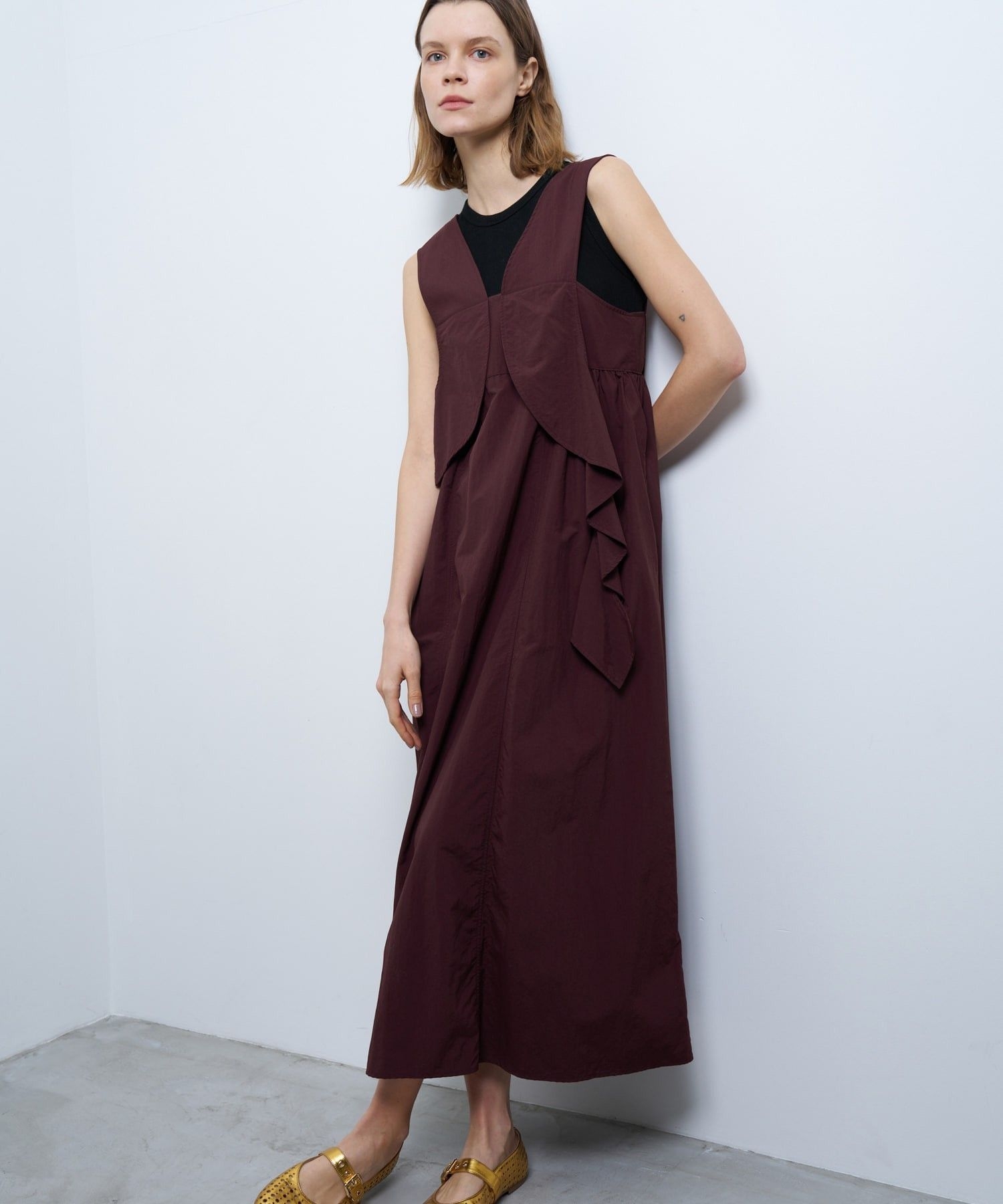 アシンメラッフルノースリーブワンピース|LANVIN en Bleu | レリアン