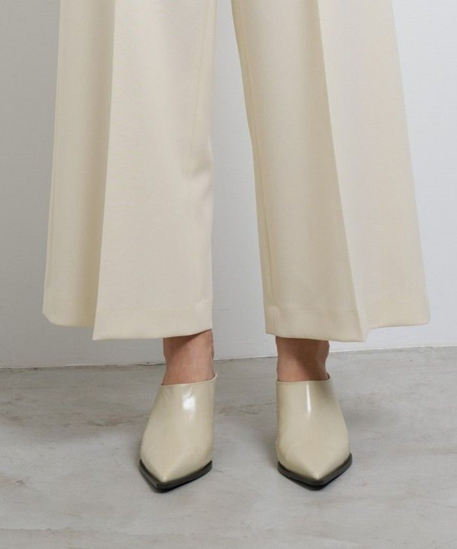 ポインテッドトゥミュール|LANVIN en Bleu | LANVIN en Bleu