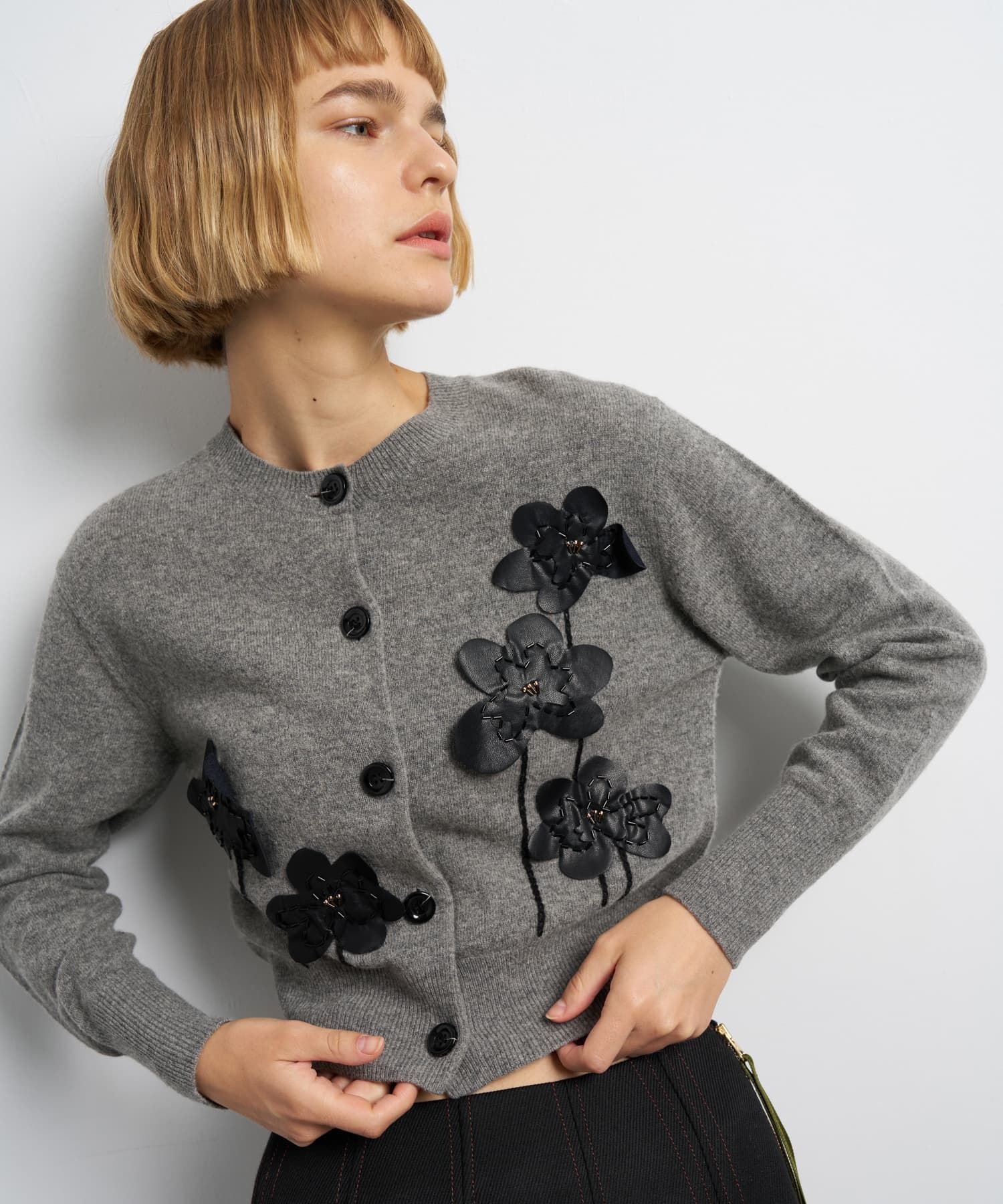 フラワー刺繍カーディガン|LANVIN en Bleu | LANVIN en Bleu