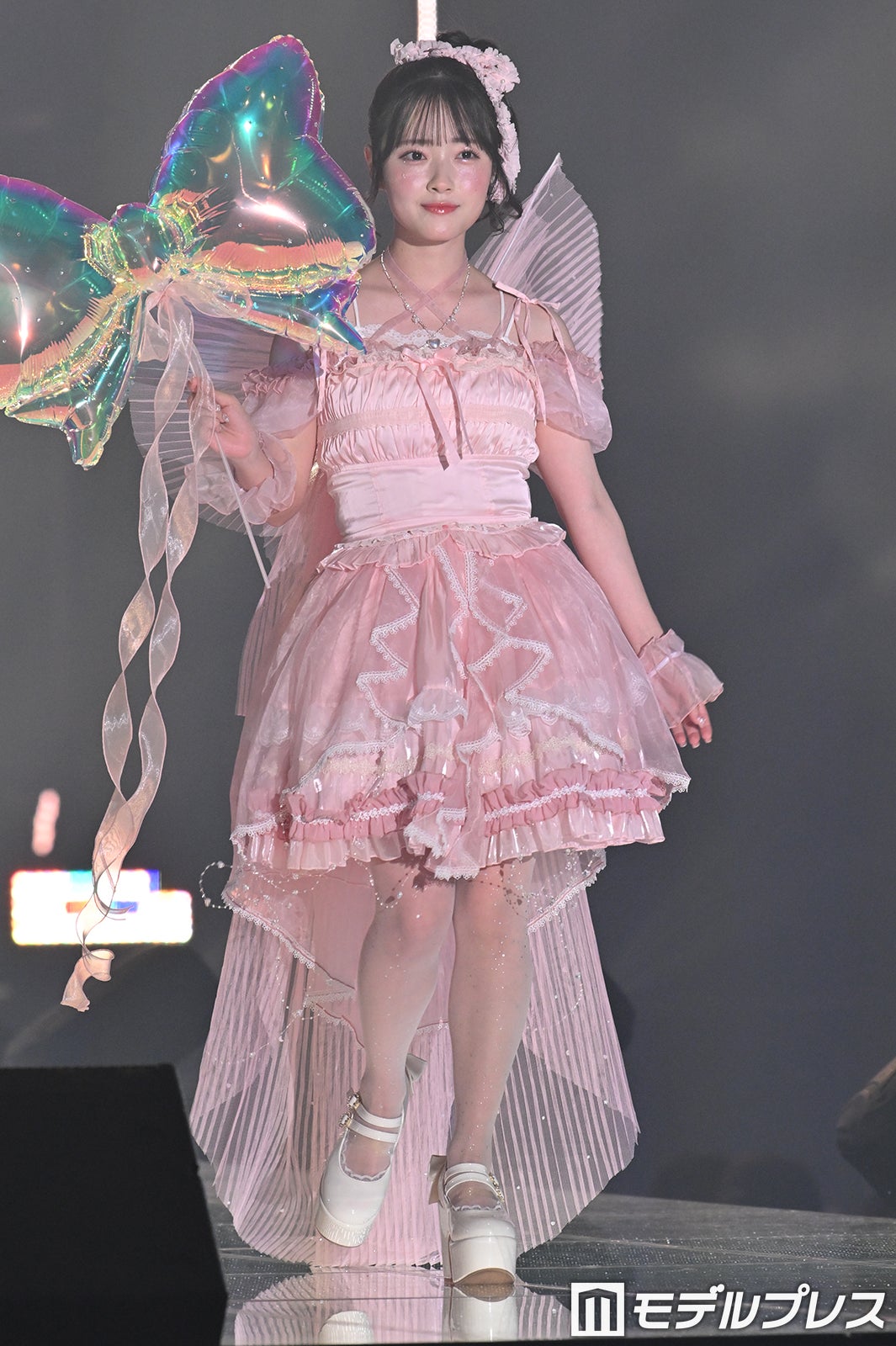 CUTIE STREET川本笑瑠、妖精衣装×大きなリボンステッキがキュート