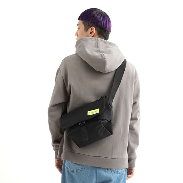 Nylon Messenger Bag Flap Zipper Pocket W.P.L. | Manhattan Portage