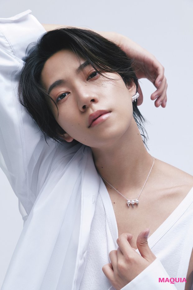 timelesz橋本将生さん】彼はなぜこんなにも美しいのか？“パール肌”から