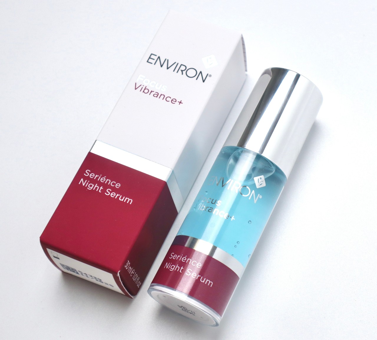 エンビロン】ビタミンA配合の夜用美容液「セリエンスナイトセラム」を