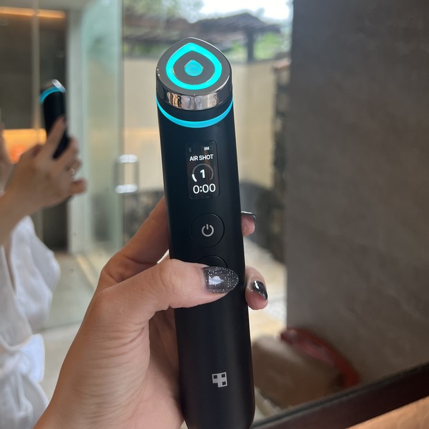 Qoo10メガ割で韓国美顔器！メディキューブ「AGE-R ブースタープロ」の