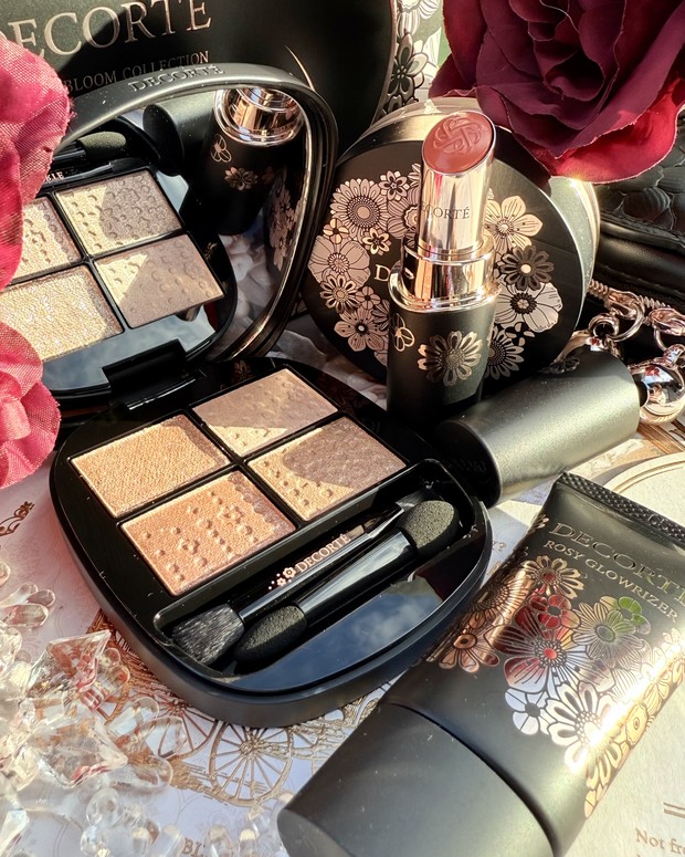 DECORTÉ豪華すぎる夢のホリデー エターナル ブルーム コレクション を