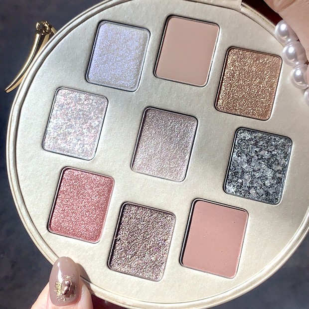 シュウウエムラ×TASAKI】2024ホリデー パール レベル クラッチ アイ