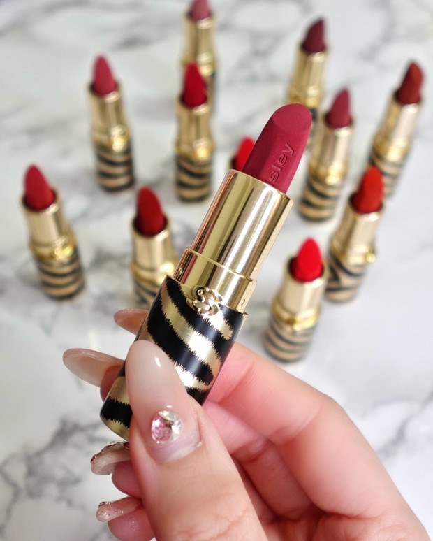 シスレーの新リップを全色スウォッチ！ ベルベットマットな仕上がりで