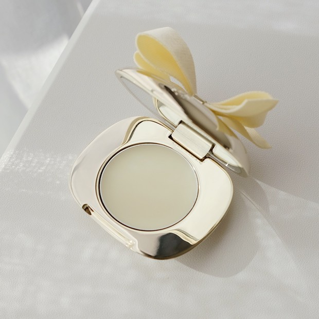 コスメデコルテ】ミモザの香水が限定発売！ 可愛いソリッドパフューム