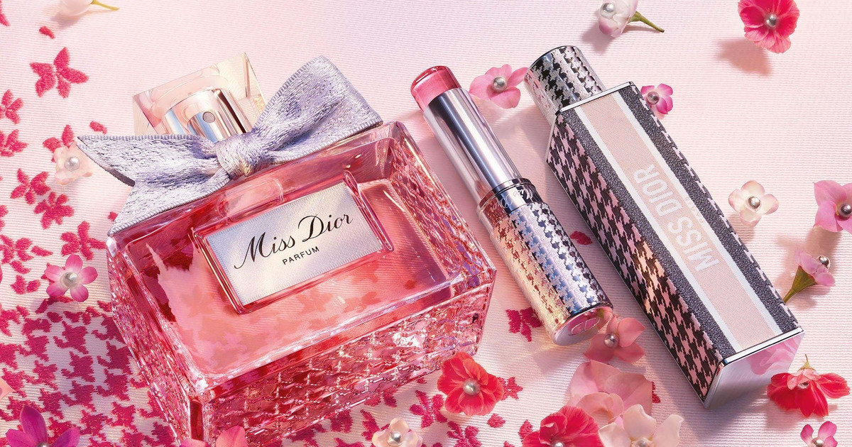 歓喜の香りを持ち歩く。【ディオール】「ミニ ミス」に「ミス