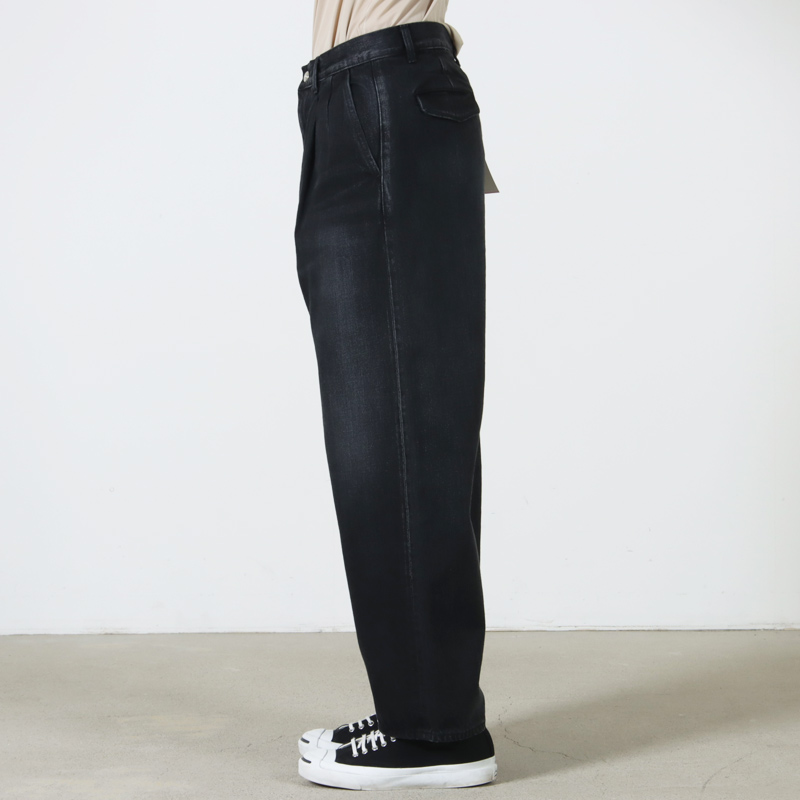 Graphpaper (グラフペーパー) Selvage Denim Two Tuck Pants -DARK