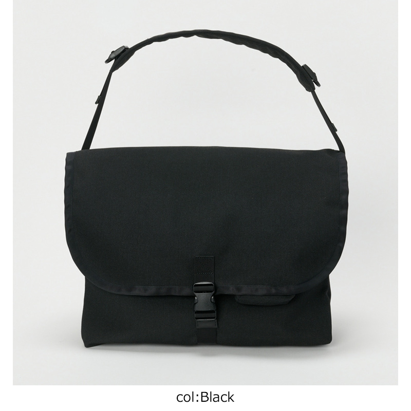 Hender Scheme (エンダースキーマ) messenger bag large