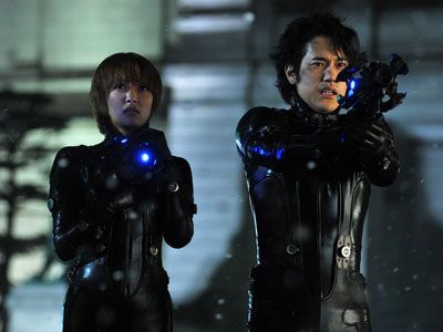 二宮和也×松山ケンイチ『GANTZ』、戦闘準備は整った！新ビジュアル解禁