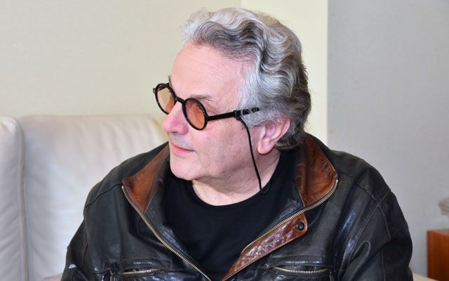 メタルギア」小島秀夫監督、神と対面！映画『マッドマックス 怒りの