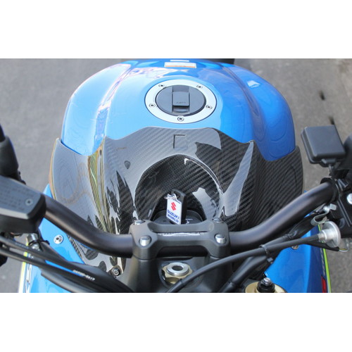 タンクトップカバー ドライカーボン 平織艶消し - バイク