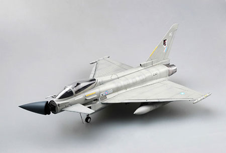 1/32 EF-2000 ユーロファイタータイフーン プラモデル（再販