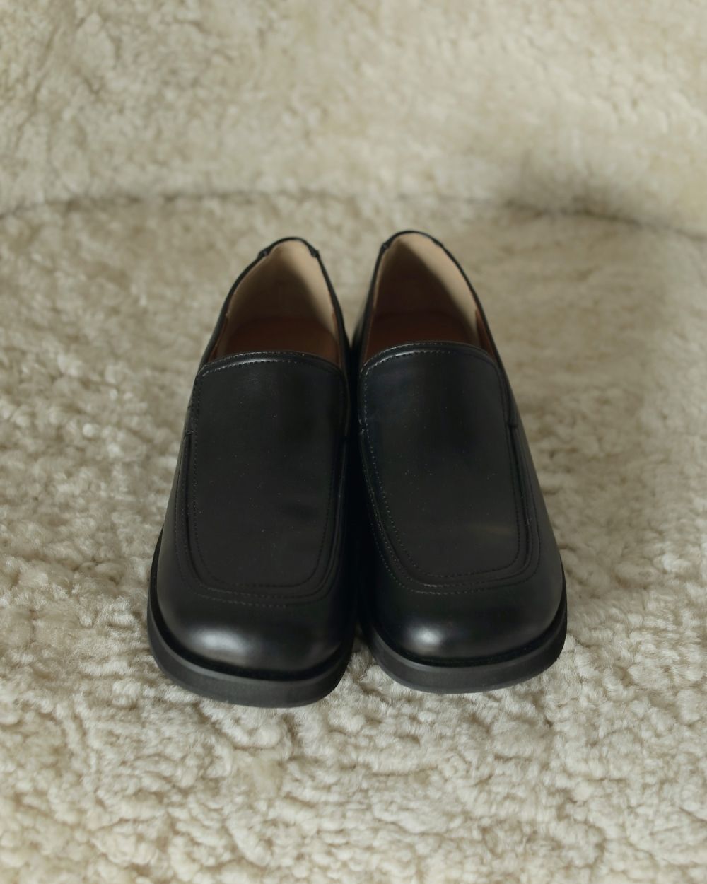 ànuke online store（アンヌーク） / Ecoleather LoafersEcoleather