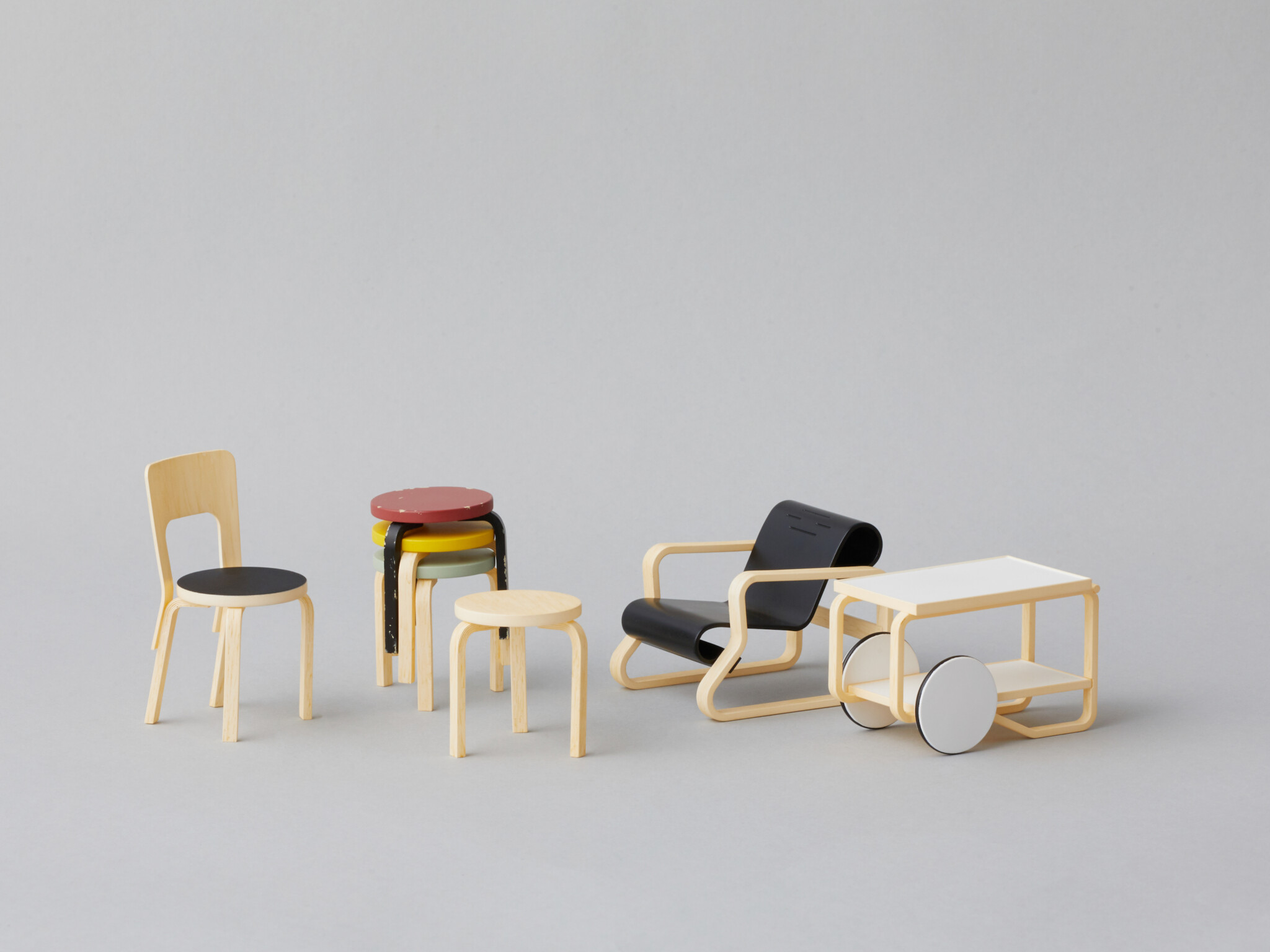 アルヴァ・アアルトの名作家具が”ガチャ”に。 – 7月7日(水)より