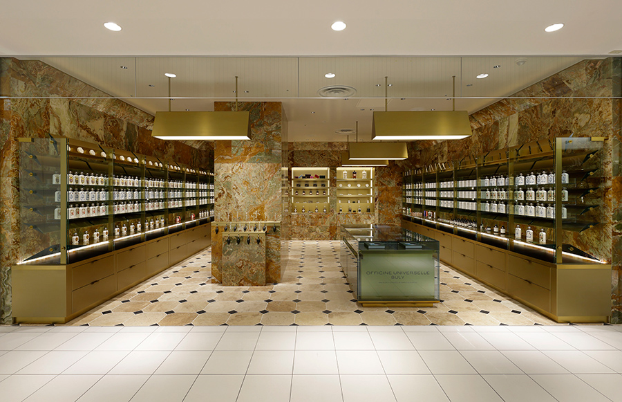 ビュリー〉より届いた、緑豊かなクレソンとパセリの香水。〈ビュリー