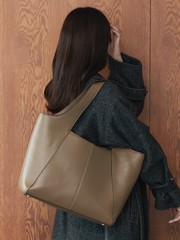 NEOUS/ネオアス 】OHOENIX 1.0 LEATHER ハンドバッグ｜OUTLET