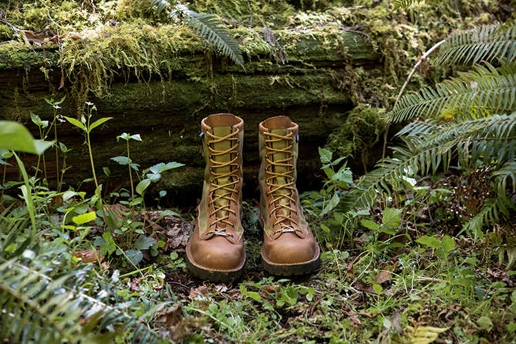 ダナーライト」を忠実に再現。Danner Light Revival 8