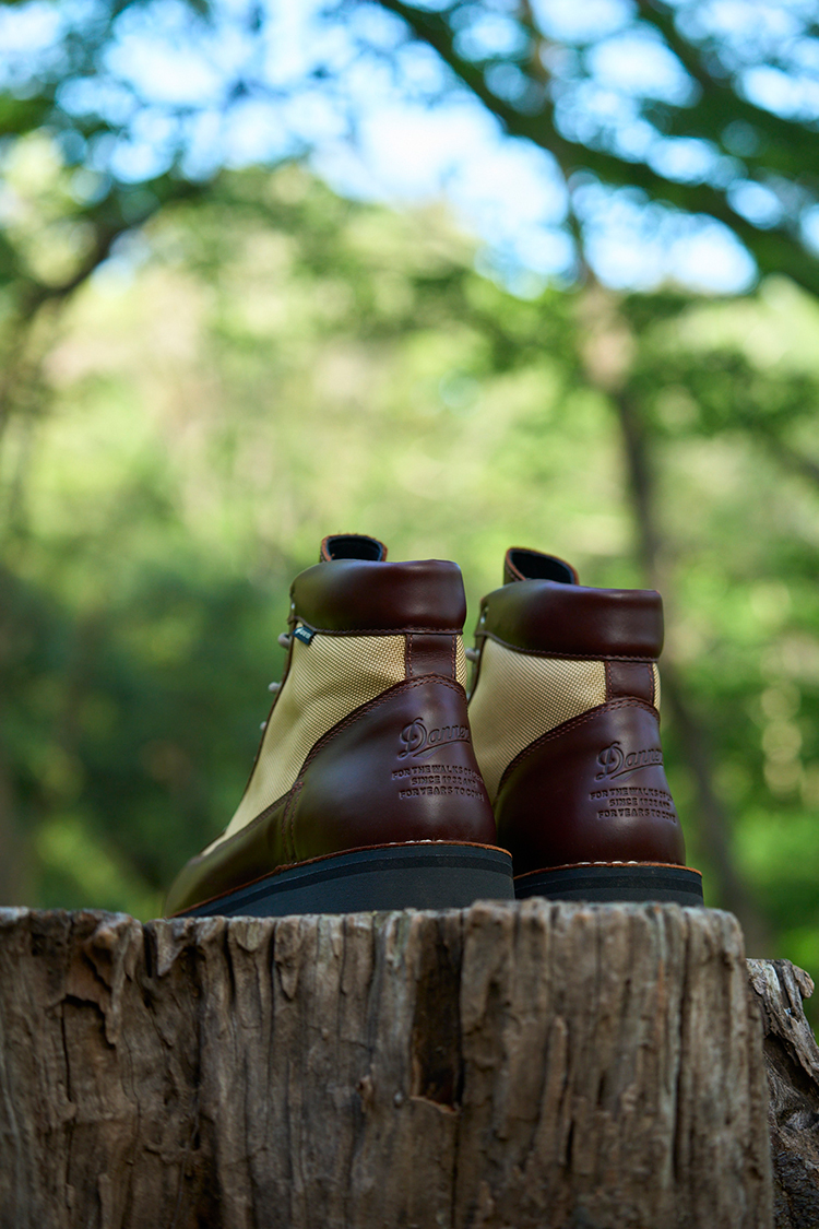 シーンを問わず活躍する“新定番ブーツ”「DANNER FIELD R」 | ダナー