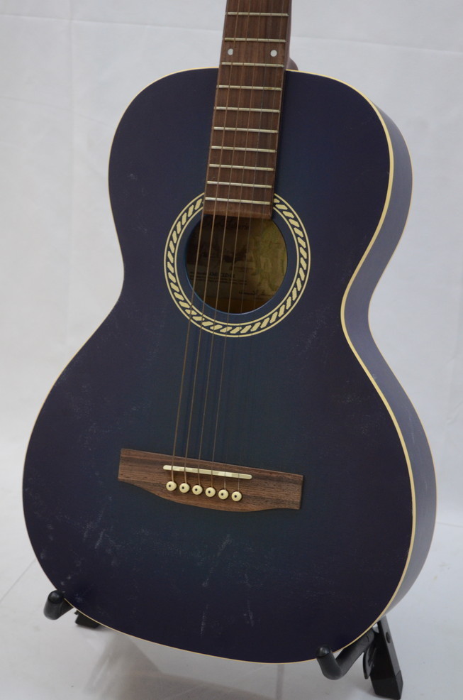 てぃーだマンArt&Lutherie AMI CEDAR BLUE ギター Art & Lutherie AMI