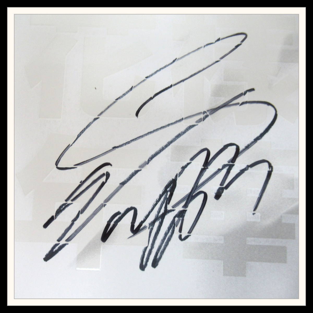 防弾少年団 サイン 直筆 ユンギ トレカ 防弾少年団 サイン 直筆 ユンギ