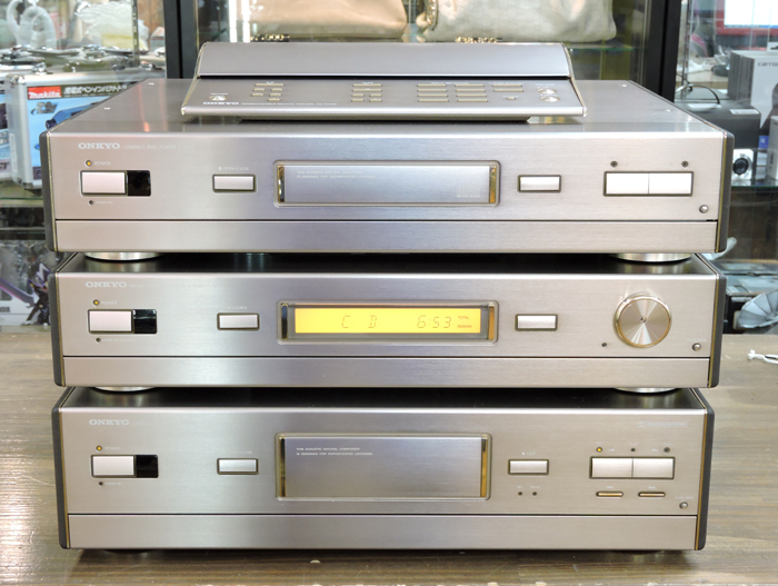 ONKYO オンキヨー CDプレイヤー C-1000 / チューナー プリメインアンプ