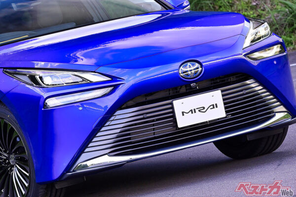 レクサスLSベースの自信作!! 世界初の量産水素車[MIRAI]は月販9台のみ