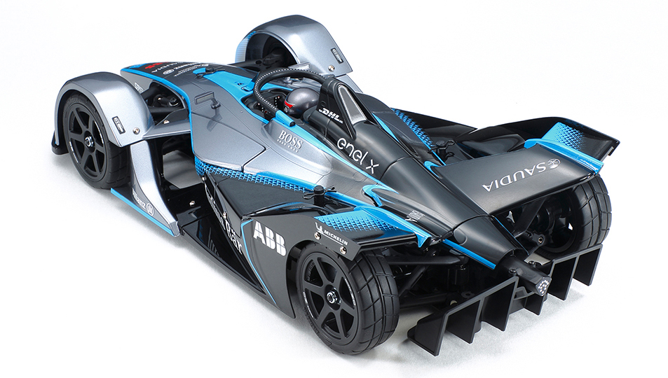 タミヤグランプリの大本命!? フォーミュラEボディを搭載した新型