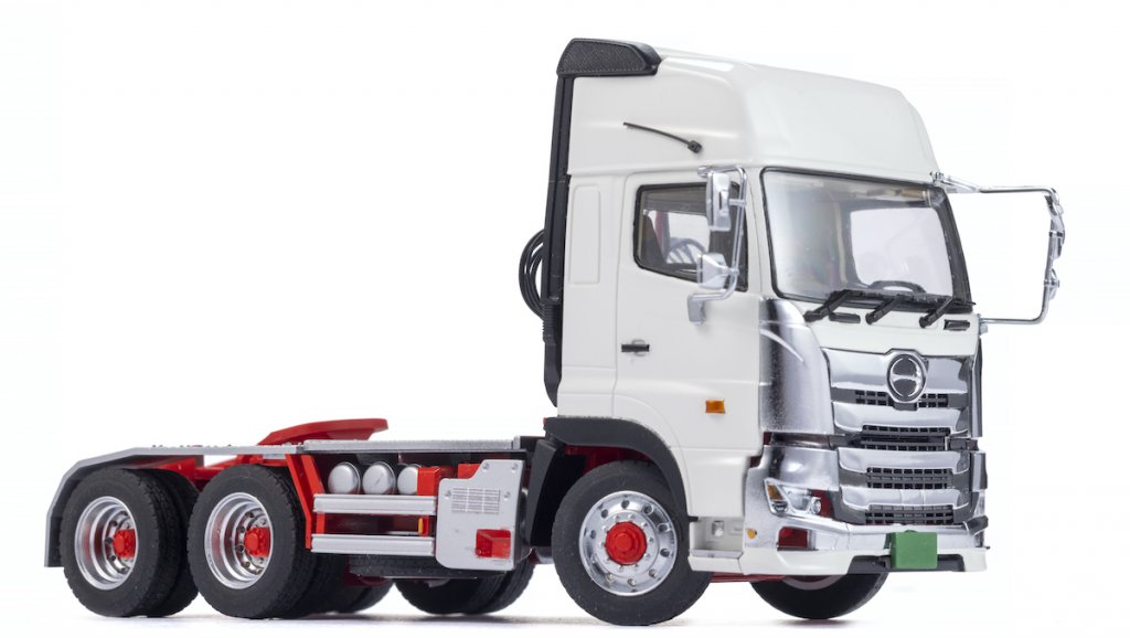 実物と見まごう! 日野プロフィアのモデル製作秘話に迫る【ケンさんの