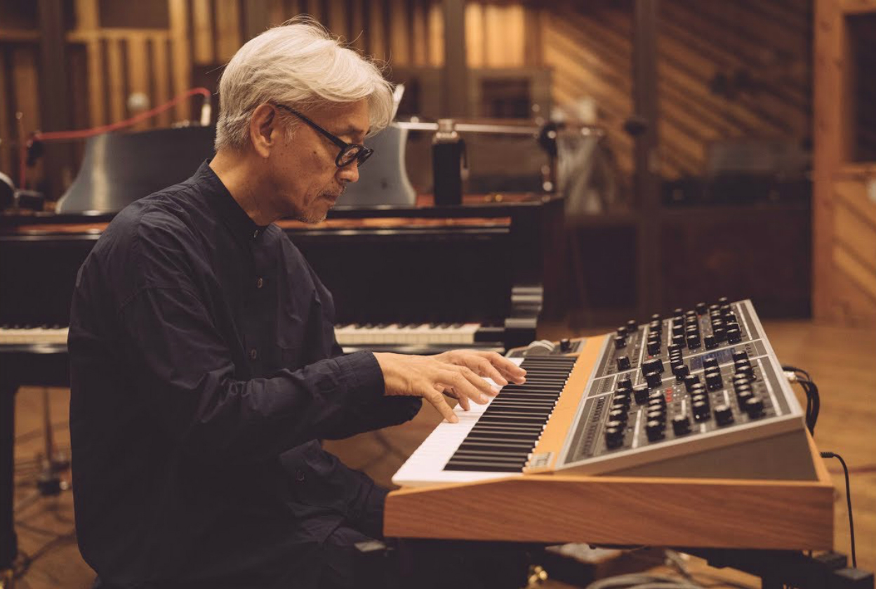 坂本龍一も試奏! 35年以上ぶりMoog新作ポリフォニック“究極のドリーム