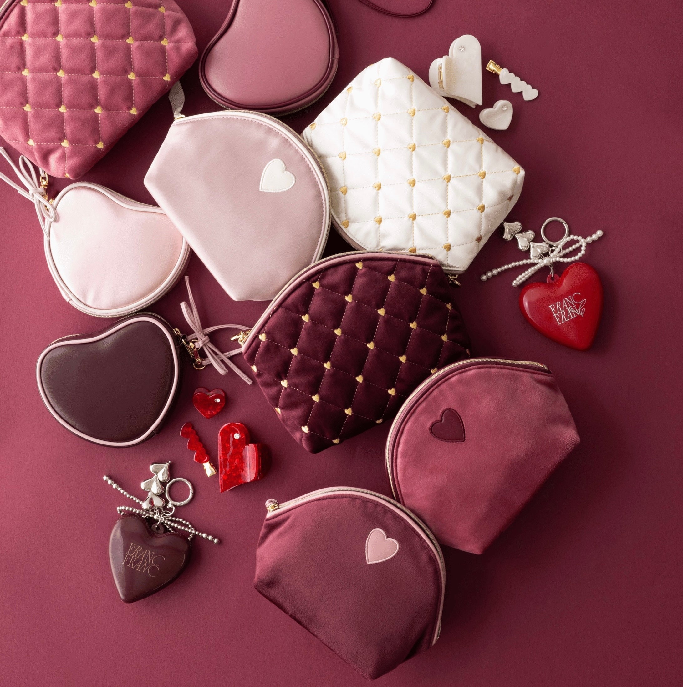 フランフラン】バレンタイン限定のハート型ポーチ、リップ入れるのに