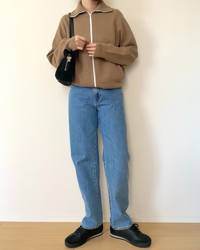 ユニクロC】オンライン即完！話題の「フルジップカーディガン」が買っ